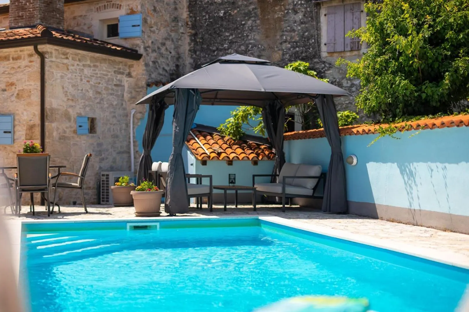 Rustic Villa Casa Tessa With Outdoor Pool In Tar Tar-Vabriga