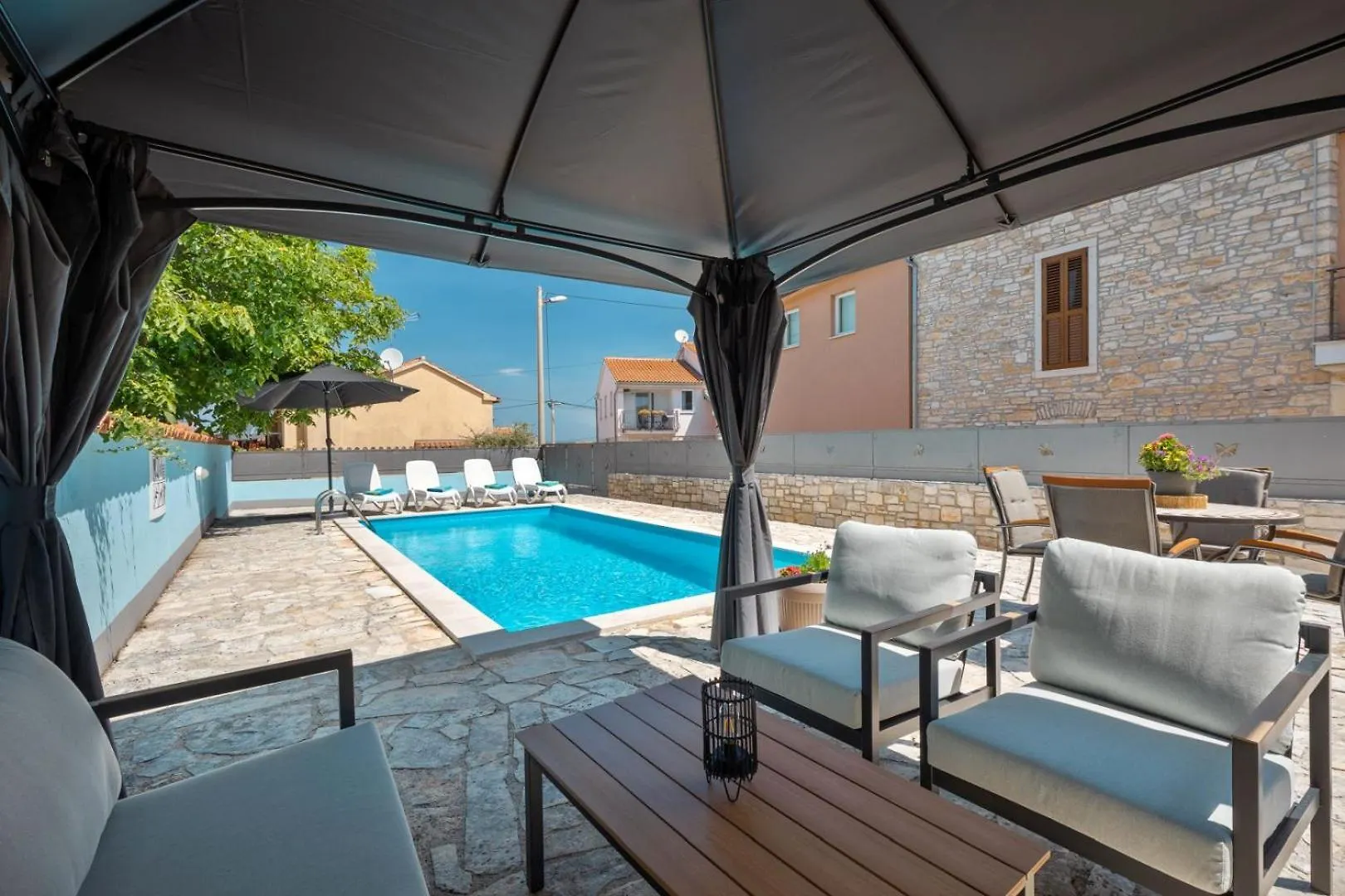 Rustic Villa Casa Tessa With Outdoor Pool In Tar Tar-Vabriga